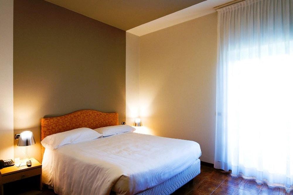 Hotel Milano Alpen Resort Meeting&Spa Кастьоне-делла-Презолана Экстерьер фото